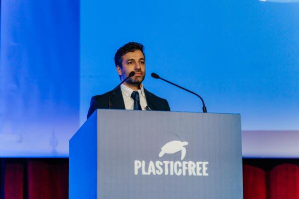 Luca De Gaetano, fondatore e presidente di Plastic Free Onlus