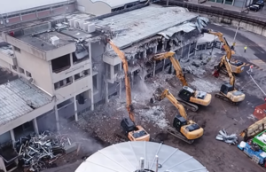 Demolizione San Pellegrino: sulla vecchia palazzina sorgerà la nuova Flagship Factory san-pellegrino-demolizione
