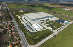 SENNEBOGEN OPENS NEW STEEL PLANT IN HUNGARY TO MEET GROWING DEMAND sennebogen
