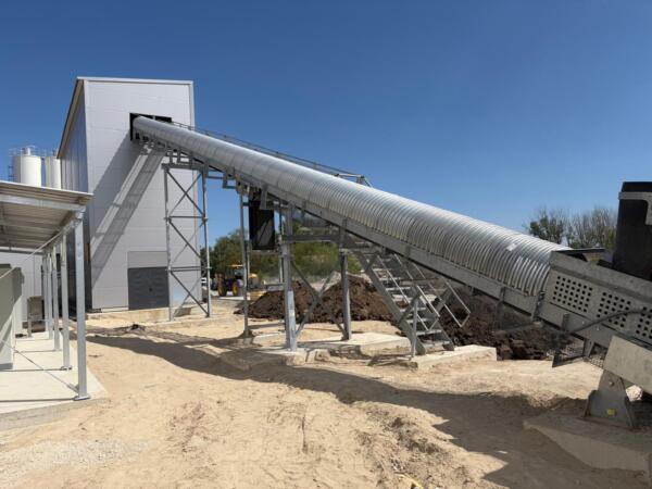 SIMEM WetBeton 100 MZ Precast SIMEM WetBeton 100 batching plant at MZ Precast, Hungary