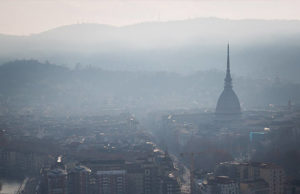 Legambiente, allarme smog: “Codice rosso per 39 città fuorilegge”