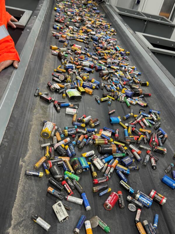 stadler impianto batterie