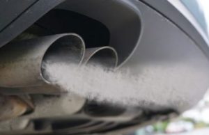 Ambiente, Greenpeace: “Contro lo smog serve il bando dei diesel”