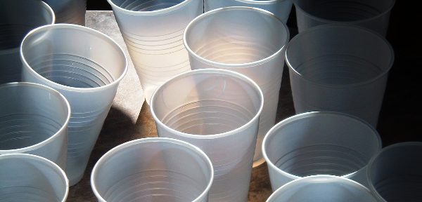 stoviglie plastica