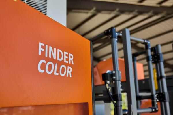 Tomra finder color