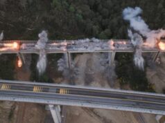 Demolito con esplosivo il viadotto “La Coscia” demolito viadotto "la coscia"