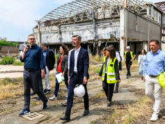 Avviata la demolizione delle ex Officine Casaralta di Bologna Casaralta